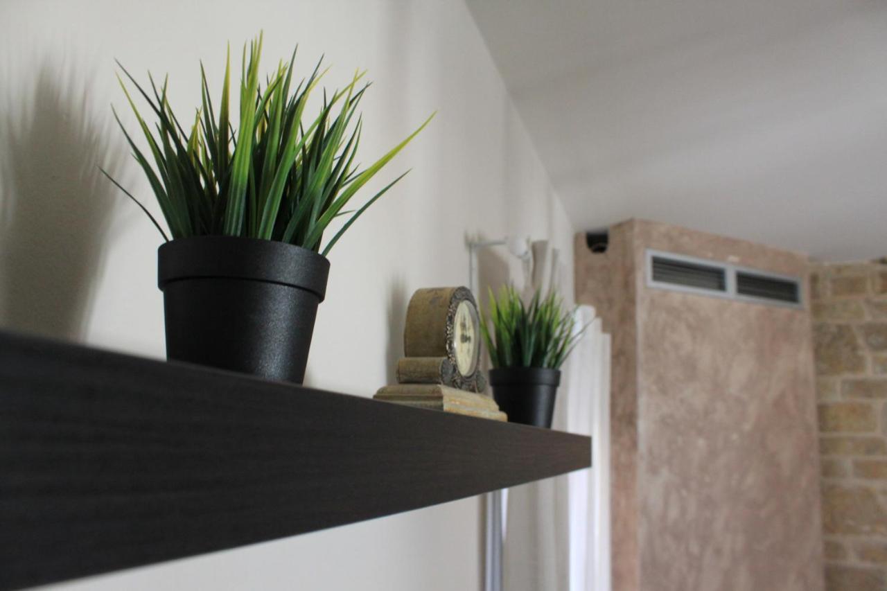 Stone Apartment เทสซาโลนิกิ ภายนอก รูปภาพ